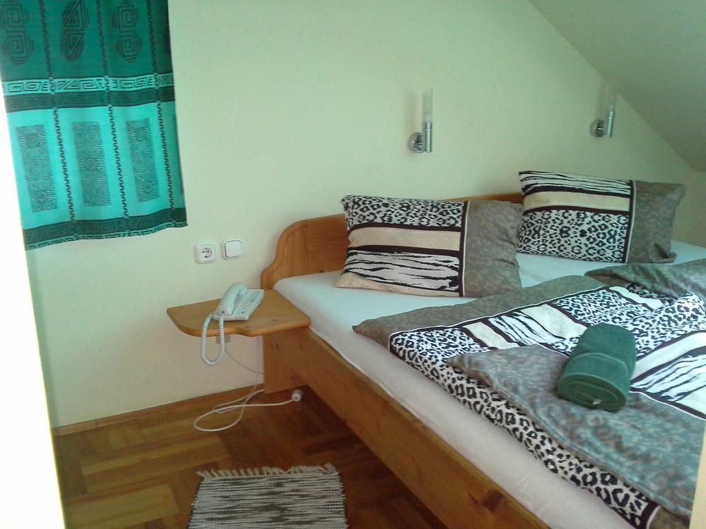 Korona Szallo Hotel Nagykanizsa Luaran gambar