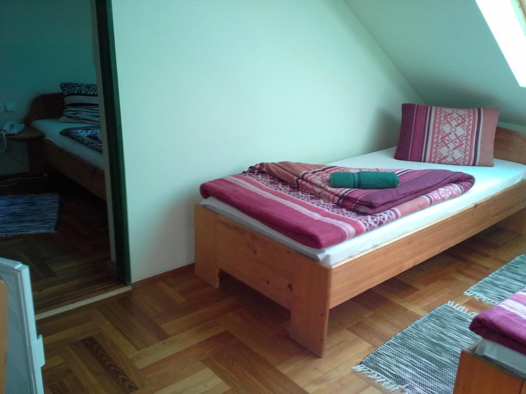 Korona Szallo Hotel Nagykanizsa Luaran gambar
