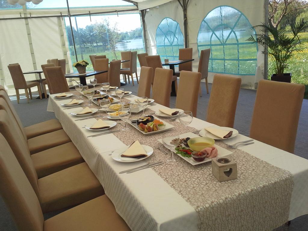 Korona Szallo Hotel Nagykanizsa Luaran gambar