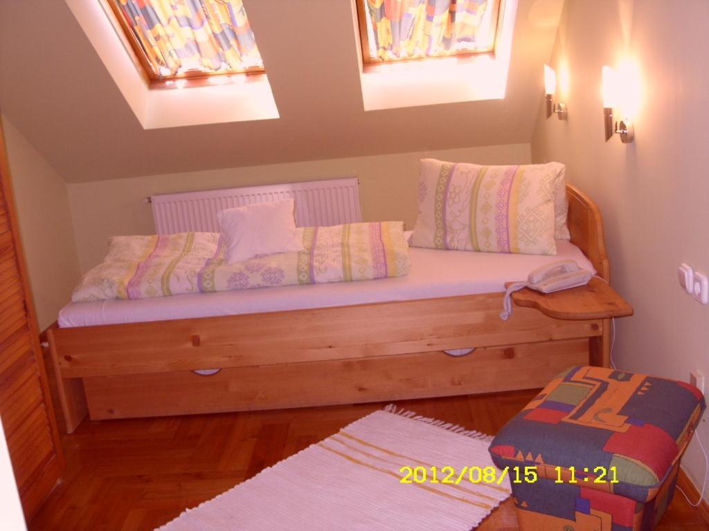 Korona Szallo Hotel Nagykanizsa Bilik gambar