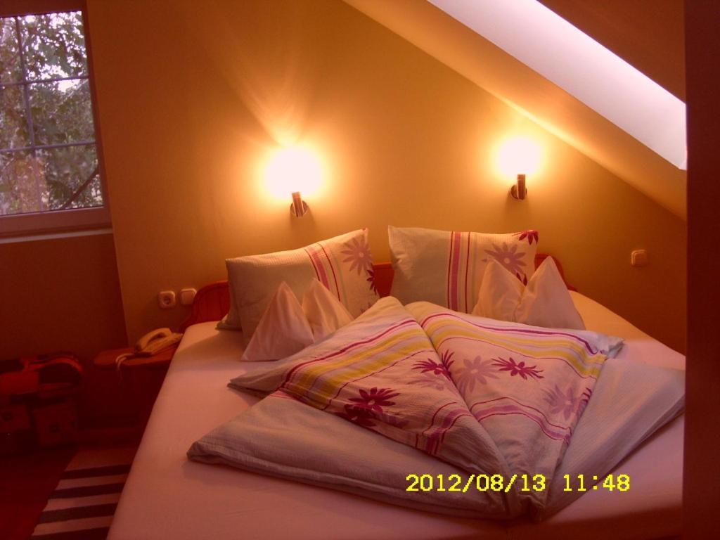 Korona Szallo Hotel Nagykanizsa Bilik gambar
