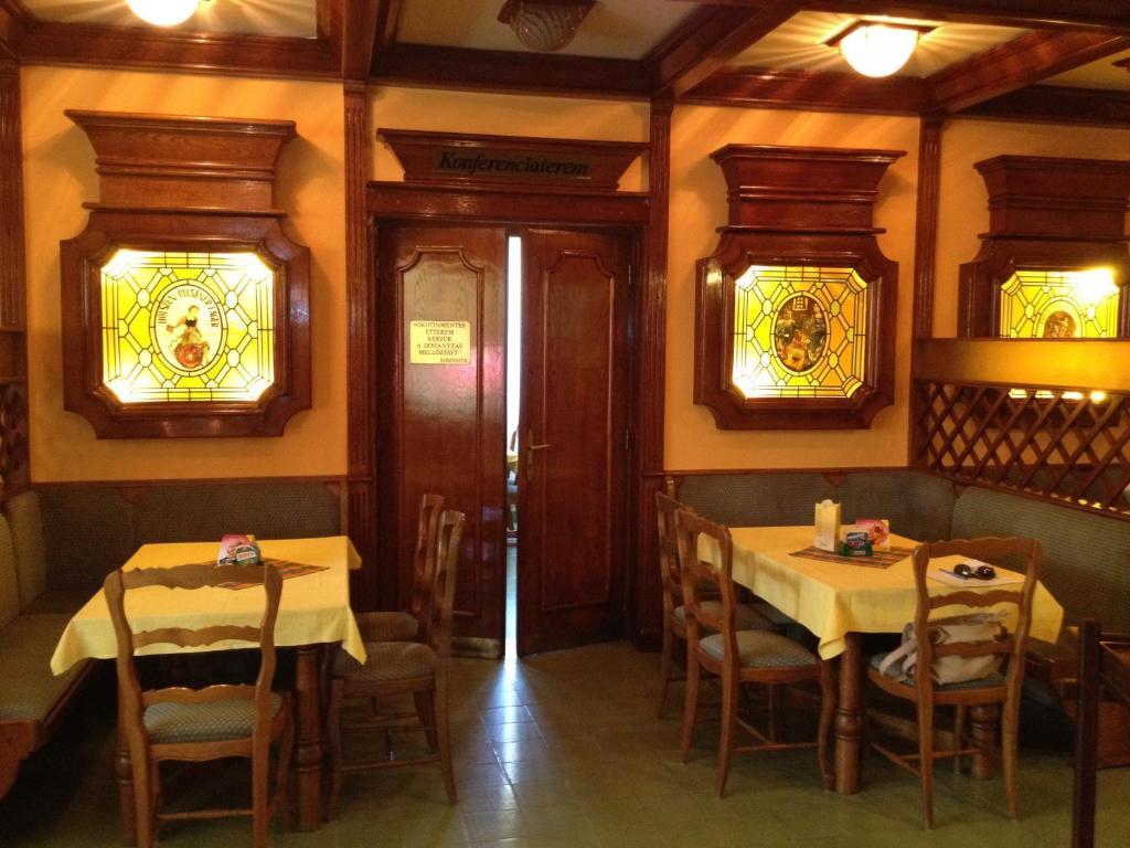 Korona Szallo Hotel Nagykanizsa Luaran gambar
