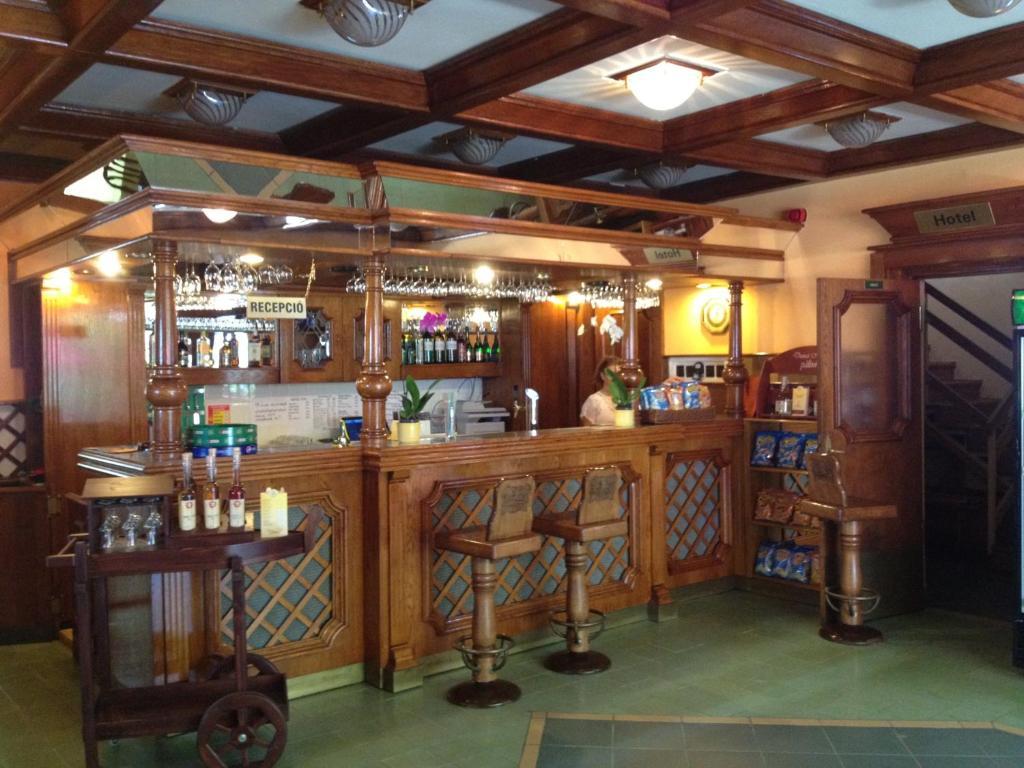 Korona Szallo Hotel Nagykanizsa Luaran gambar